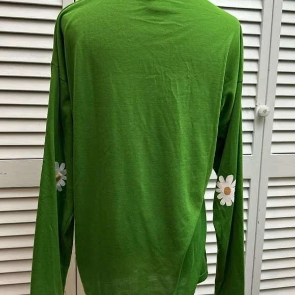 Marc Jacobs Vibrant Green Top with Daisy Details - Picture 5 of 8
